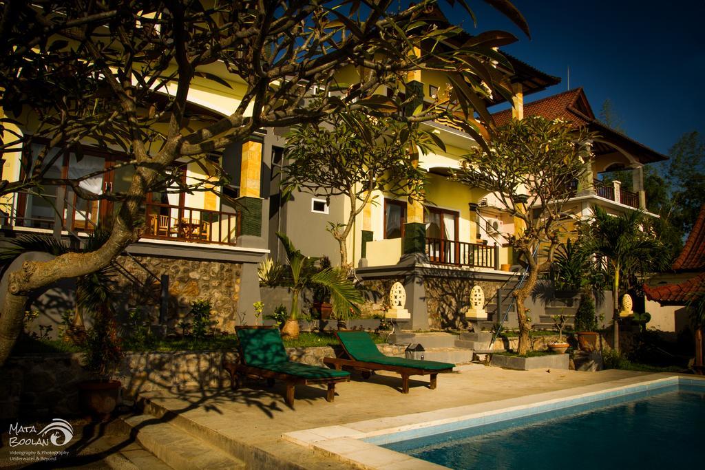 Beten Waru Bungalow And Restaurant Amed Exteriör bild