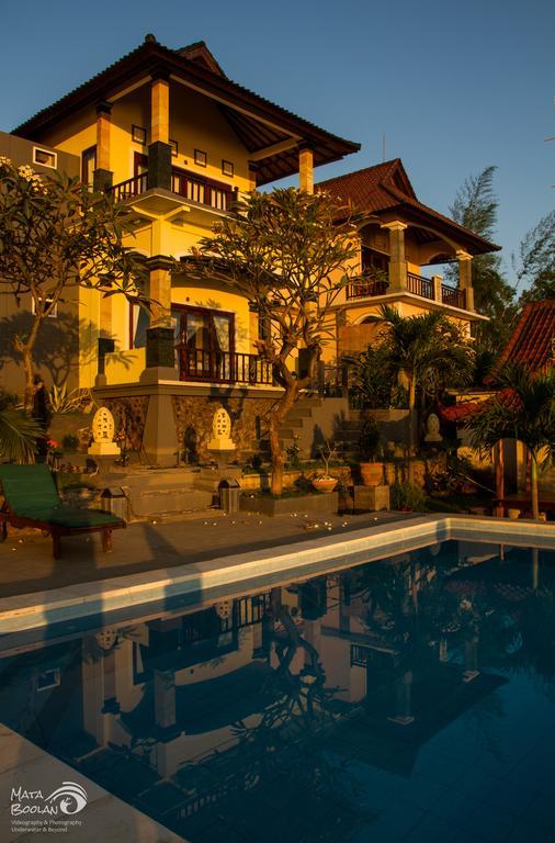 Beten Waru Bungalow And Restaurant Amed Exteriör bild