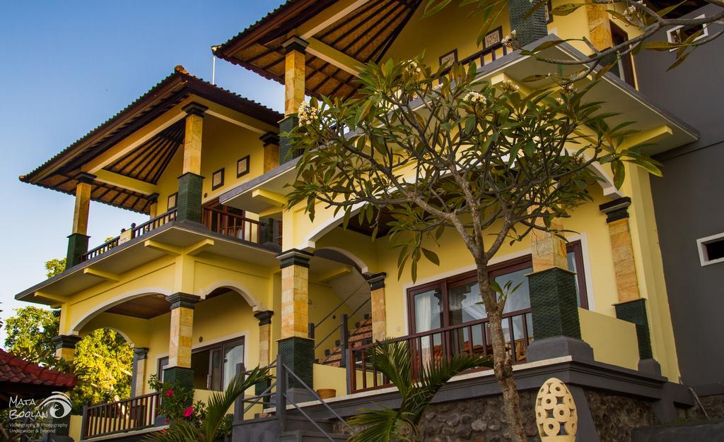 Beten Waru Bungalow And Restaurant Amed Exteriör bild